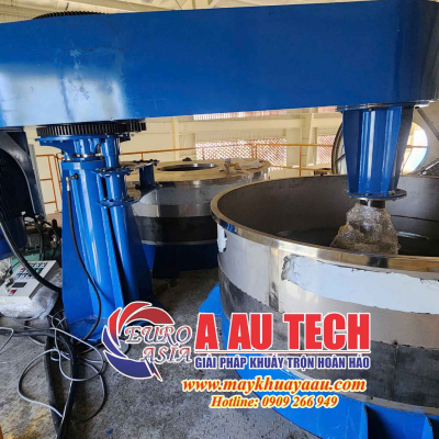 Máy khuấy sơn 215HP lắp sàn xoay linh hoạt 2 bồn chứa