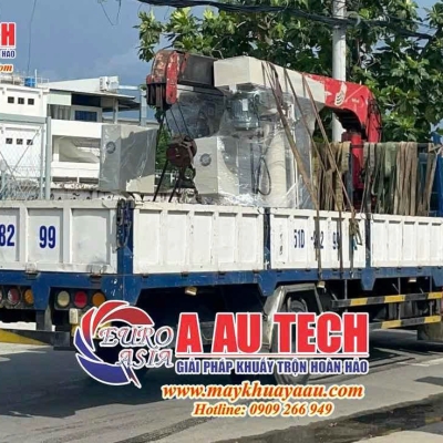 Những chuyến xe giao máy khuấy sơn cuối năm tại nhà máy Á Âu