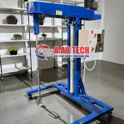 Kinh nghiệm chọn máy khuấy hóa chất thùng IBC 1000 lít chuẩn kỹ thuật