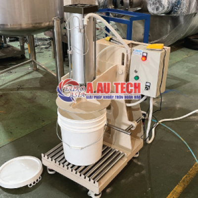 Tối ưu dây chuyền với máy đóng nắp thùng 5 lít, 18 lít
