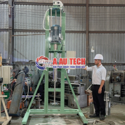 Máy khuấy sơn thùng IBC nâng hạ bằng vít me 1000 lít theo yêu cầu