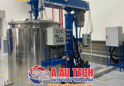Máy khuấy 2000 lít cho ngành sơn vận hành ổn định