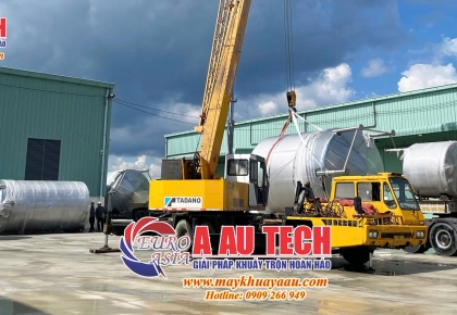 Hoạt động giao hàng và lắp đặt bồn chứa inox , silo chứa công nghiệp ngành thực phẩm tại Khánh Hòa