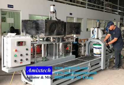 Máy Chiết Rót Đóng Nắp Thùng Sơn 20 Lít