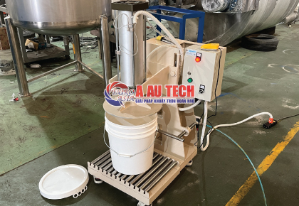 Tối ưu dây chuyền với máy đóng nắp thùng 5 lít, 18 lít