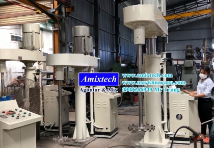 Máy Khuấy Trộn Công Nghiệp Là Gì?