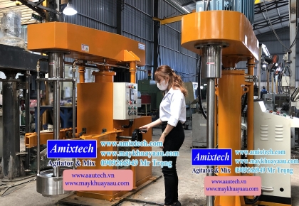 Máy Khuấy Sản Xuất Sơn Dầu