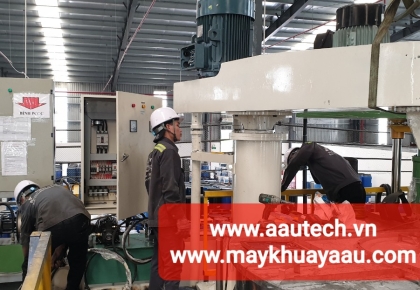 Máy Khuấy Trộn Sơn Pu 5000 Lít