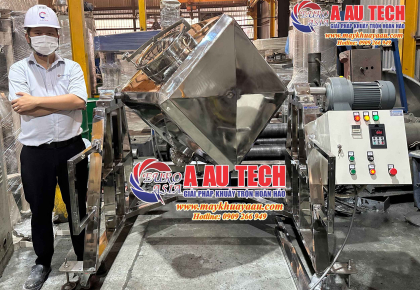 Những lưu ý khi đầu tư máy trộn bột thủy sản 500kg dạng lập phương