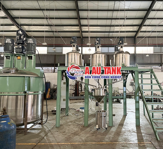 Bồn Khuấy Hóa Chất Kèm Sàn Thao Tác