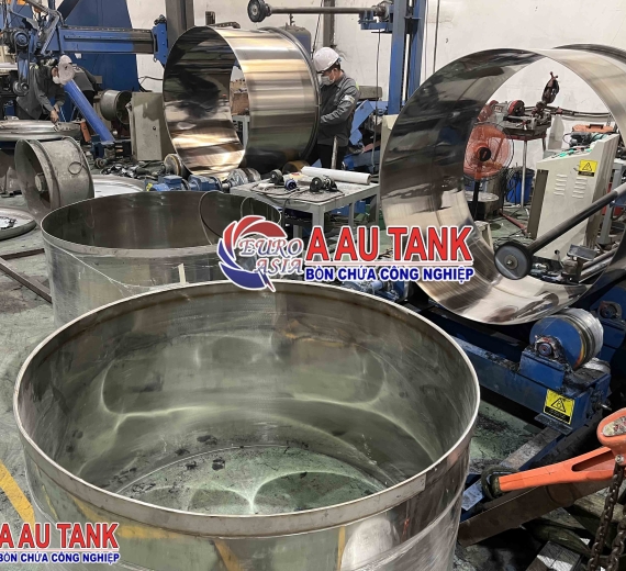 Gia Công Đánh Bóng Bồn Inox