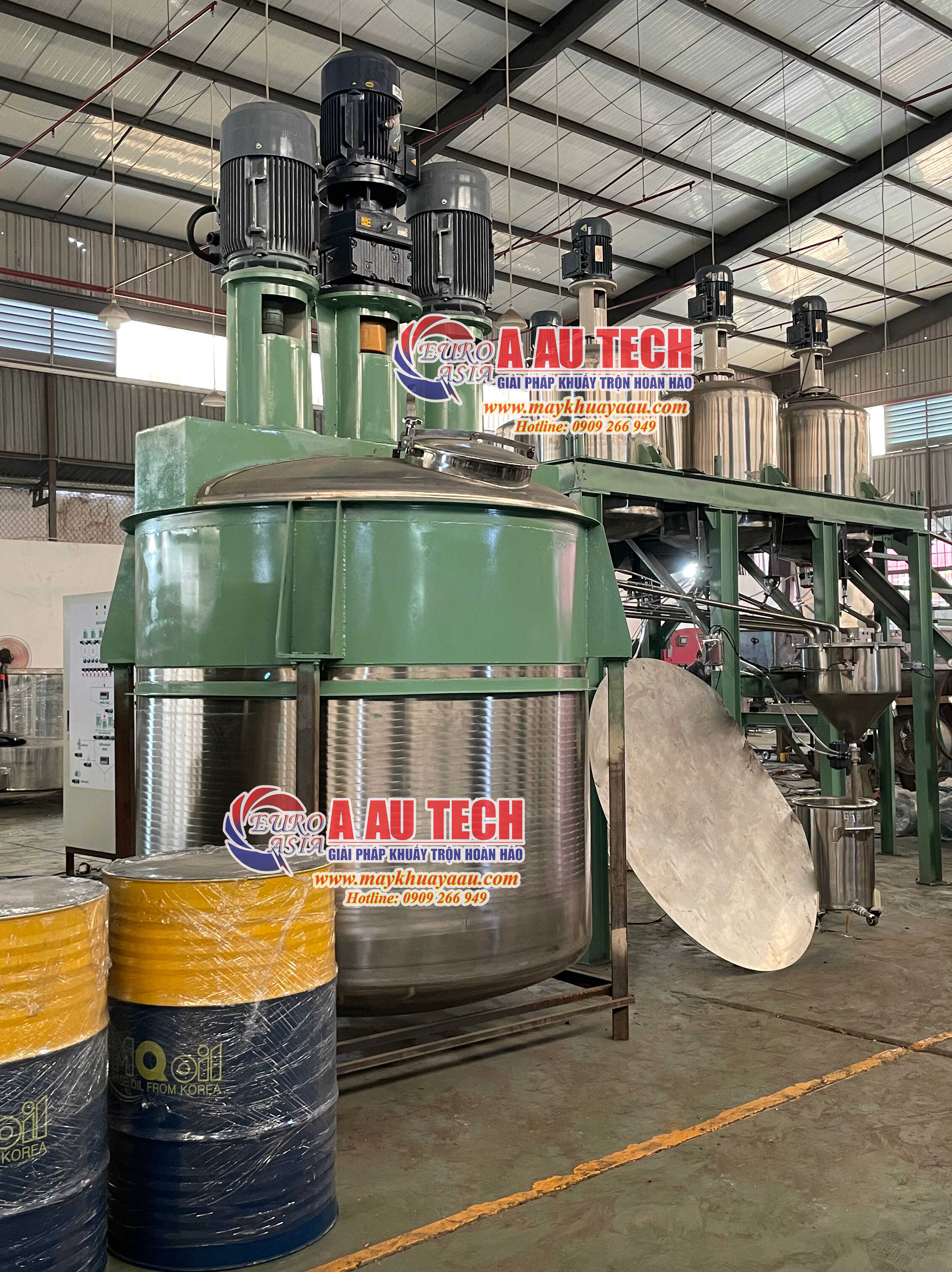 Bồn khuấy 3 trục