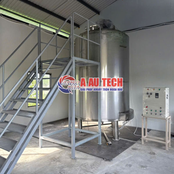 Bồn khuấy hóa chất tẩy rửa