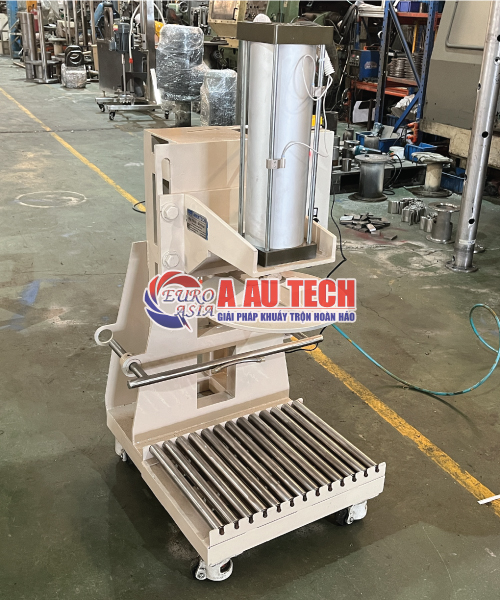 Máy đóng nắp thùng 5 lít, 18 lít