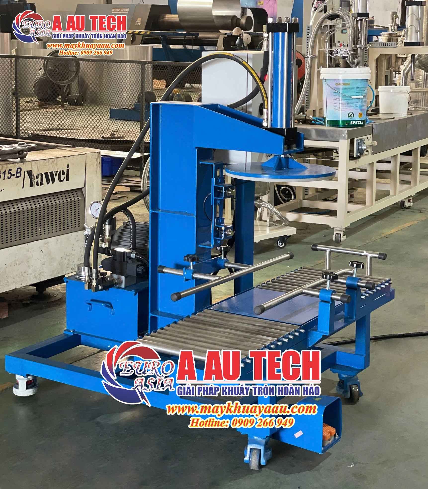 Máy đóng nắp thùng nhớt 18 lít