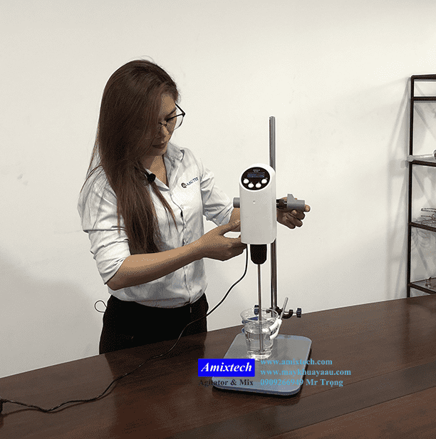 Máy khuấy thí nghiệm Á Âu 
