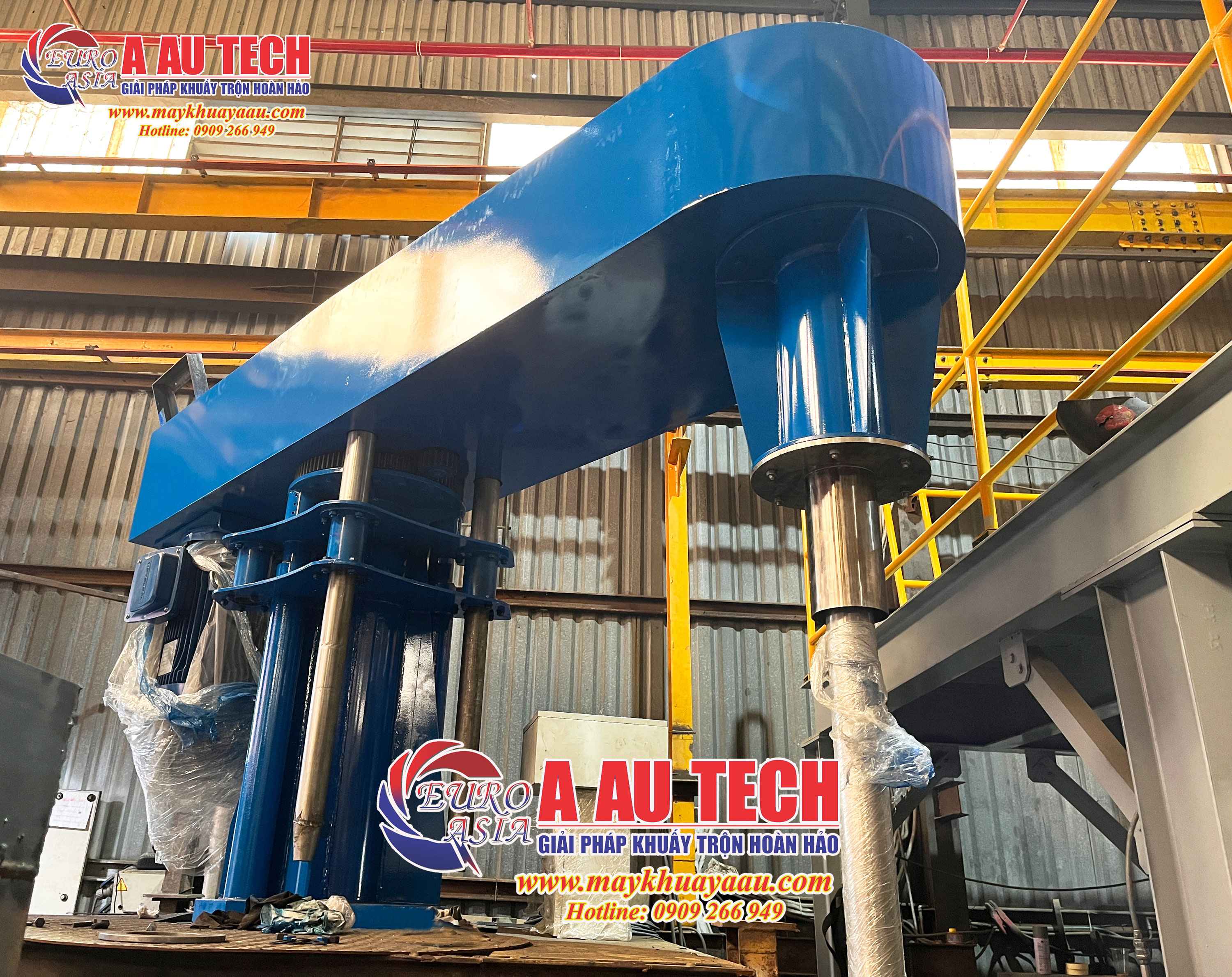 Máy khuấy sơn hệ xoay