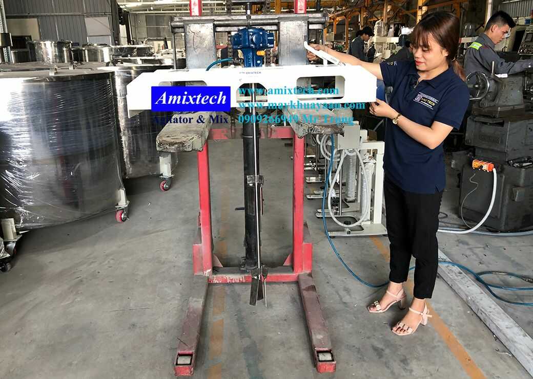 Máy khuấy thùng IBC