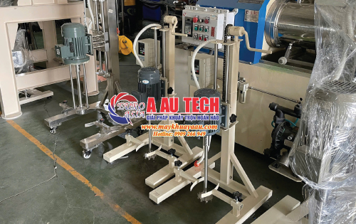 Máy khuấy tay quay