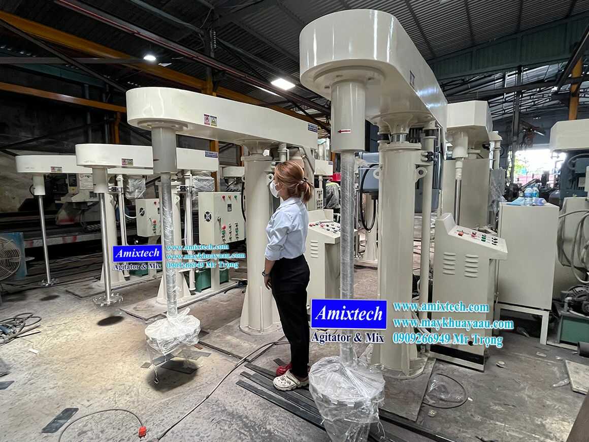 máy khuấy thủy lực 1000 lít