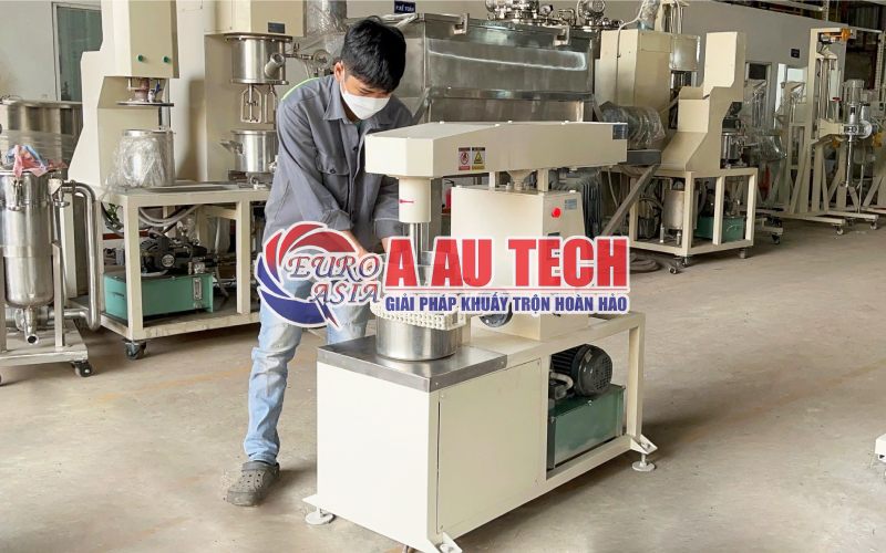 Máy khuấy nâng hạ thí nghiệm