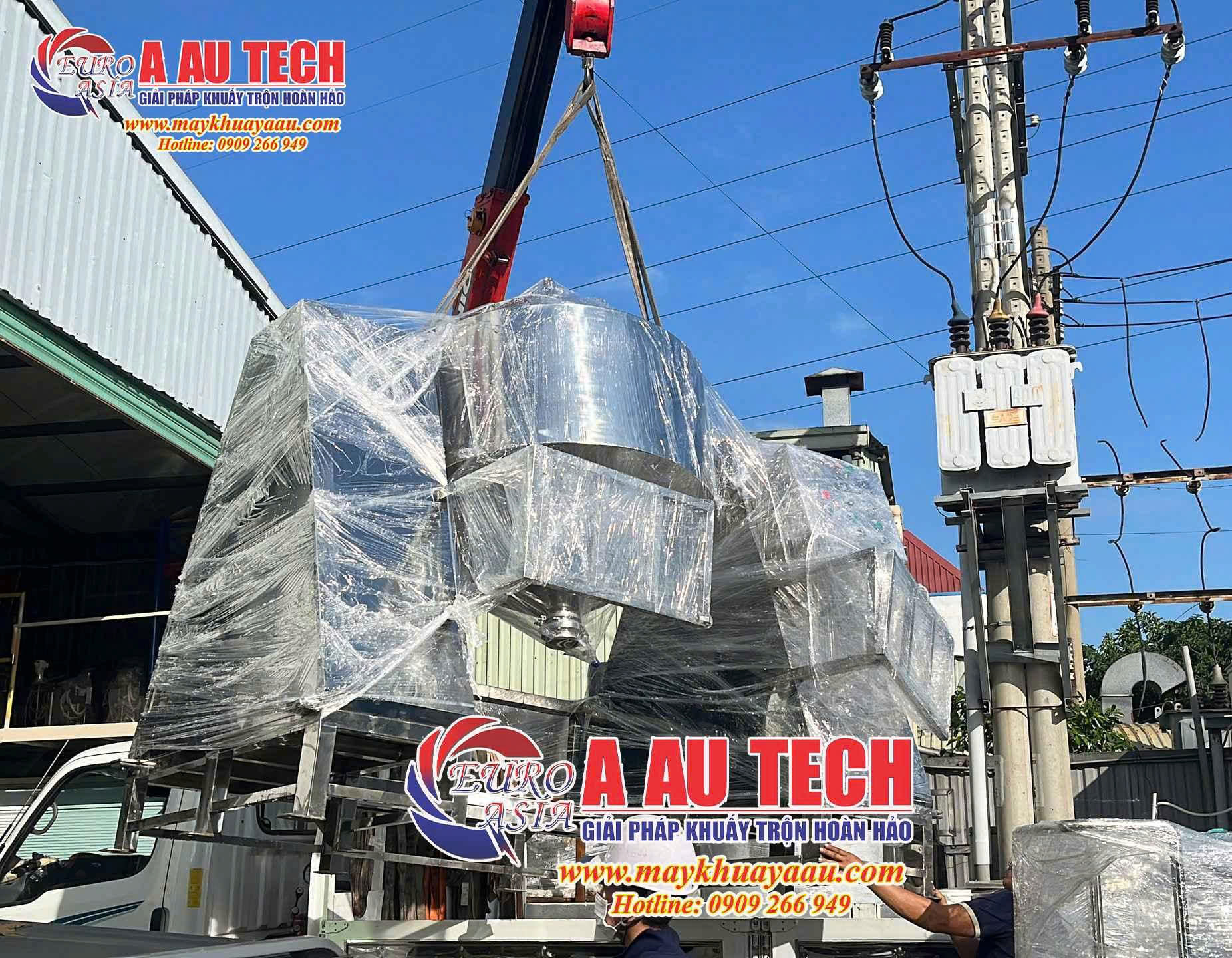 giao-hang-may-tron-trong