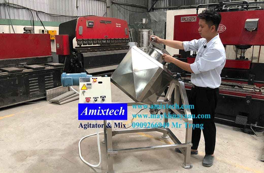Máy trộn bột 50kg lập phương