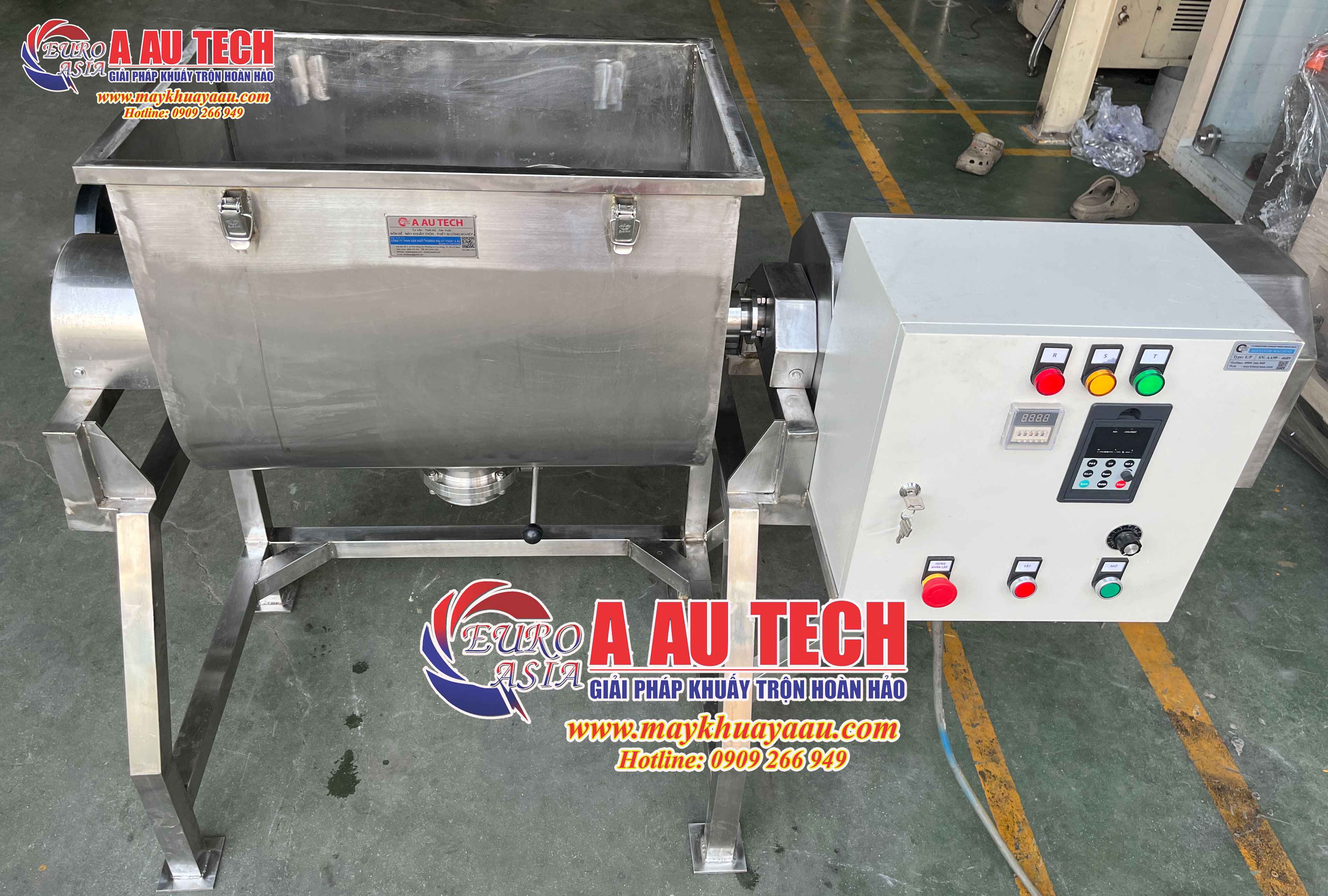 Máy trộn thực phẩm xoay đổ liệu