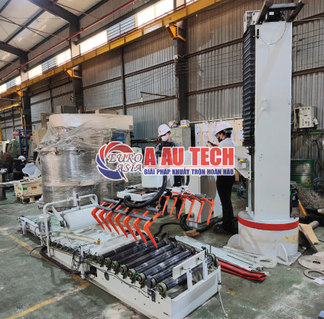 Robot gắp xếp bao lên pallet tự động