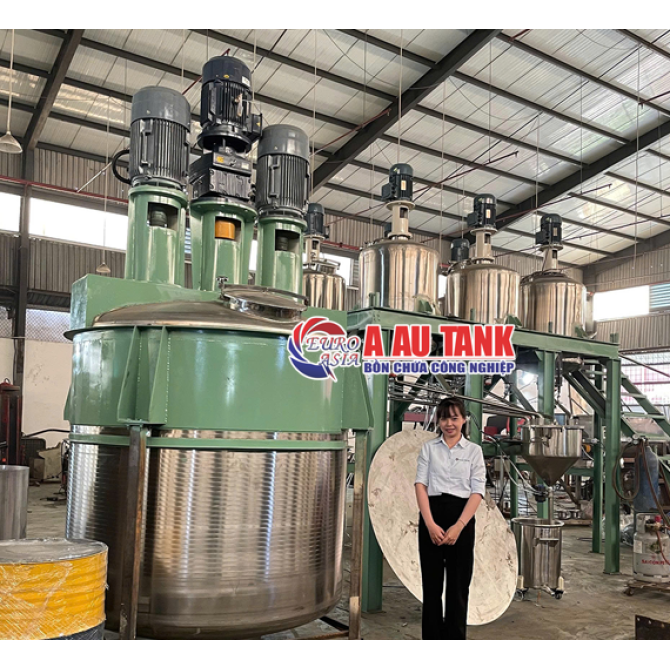 Bồn Khuấy Hóa Chất Kèm Sàn Thao Tác