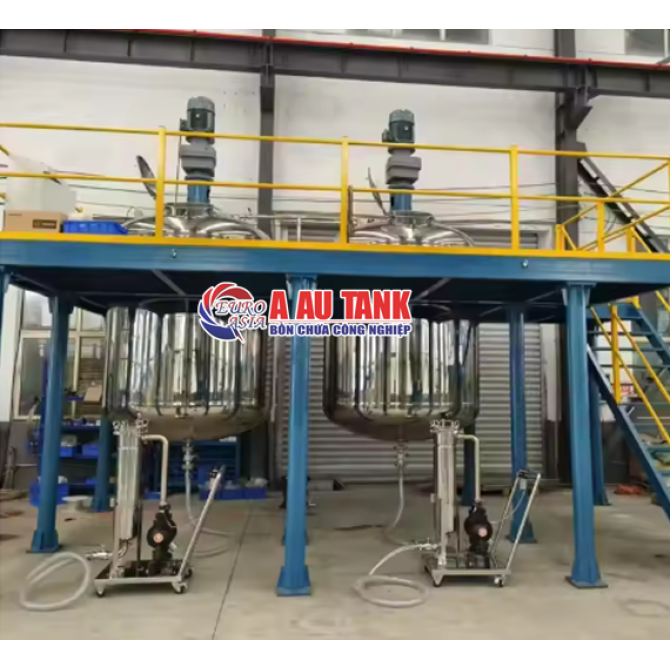 Bồn Khuấy Phân Bón Có Sàn Thao Tác